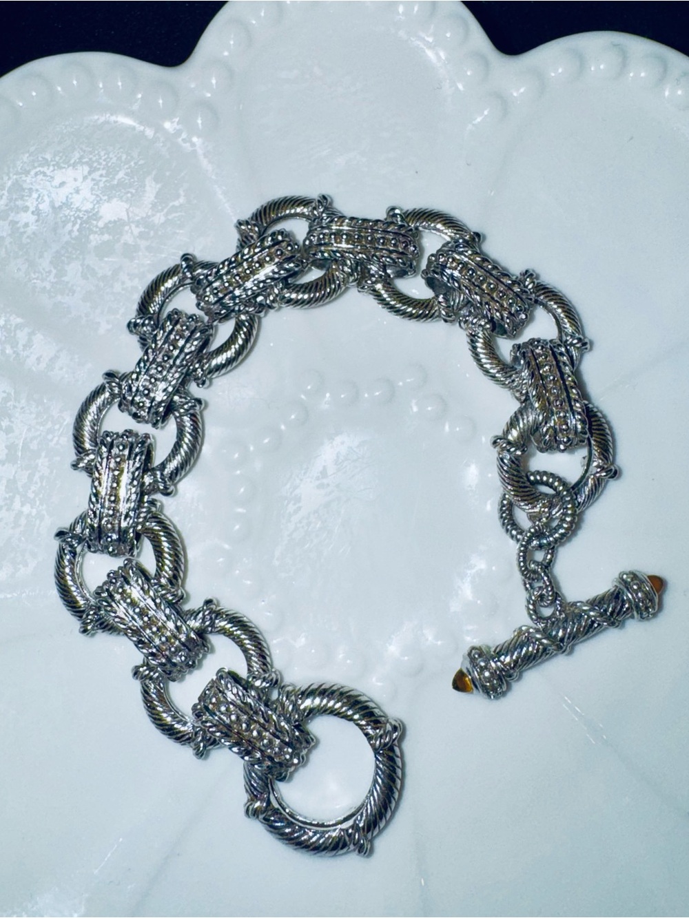 Judith Ripka Sterling Silver 925
Citrine Cable Link Toggle Bracelet 8.5"
46g